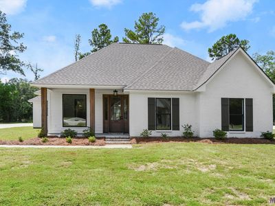 7234 Riverbank Dr, Denham Springs, LA, 70706