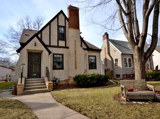 1549 Arona St, Saint Paul, MN 55108