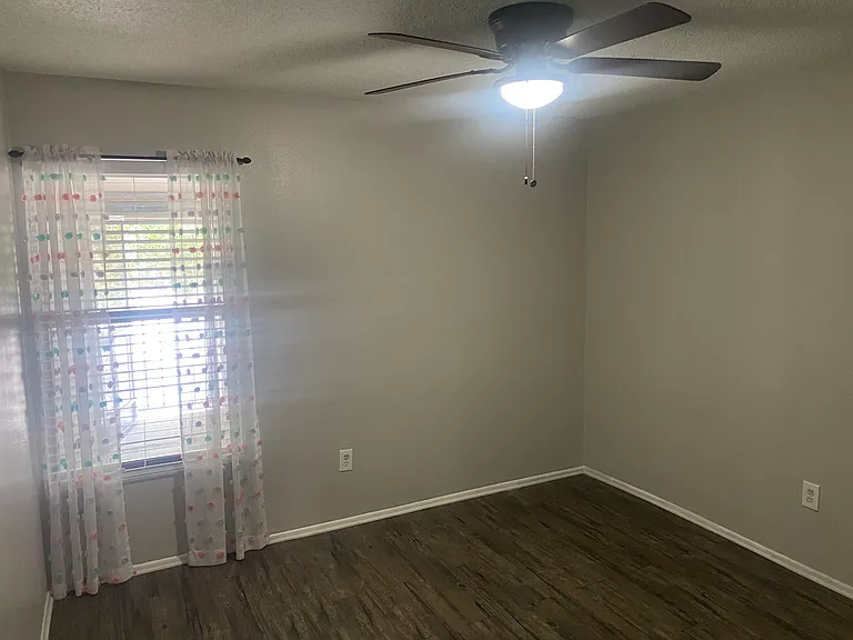 4006 Angel Oak Ct #201 — Photo 16