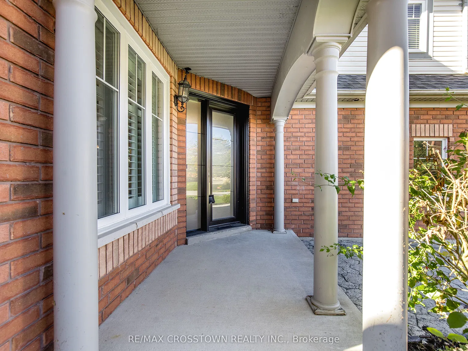 4 bed, $3,500 — Photo 2