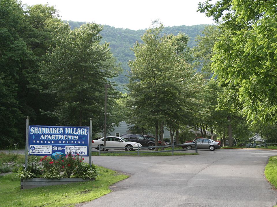 2nd image of 300 Ava Maria Dr #A