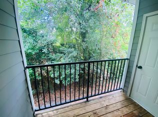 810 Baytree Rd #11B, Valdosta, GA 31602