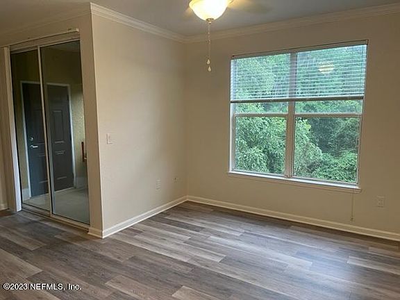 4th image of 8539 GATE Parkway W #1536