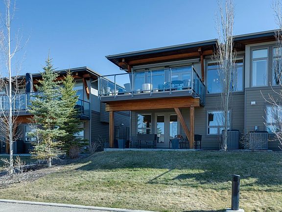 3rd image of 39 Watermark Villas Rural