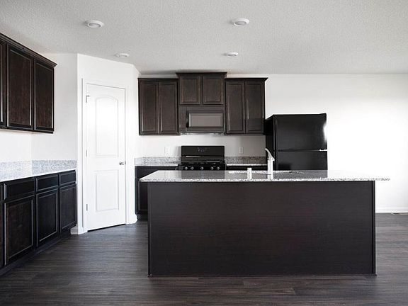 4th image of 18956 Engle Wood Dr