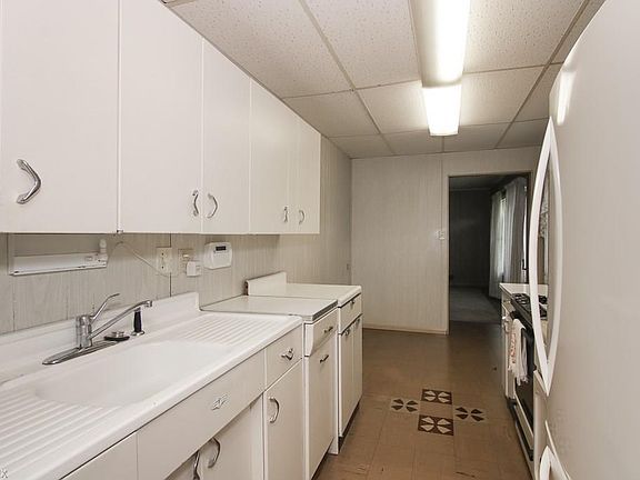 5th image of 12480 Alton Dr