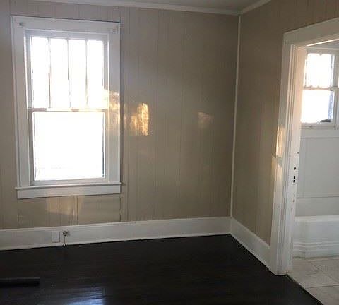 5th image of 712 N M St