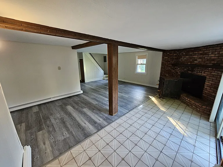 School House Ln — Photo 4