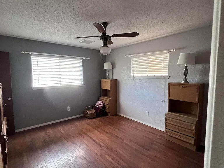 5017 McCormick Ln — Photo 11