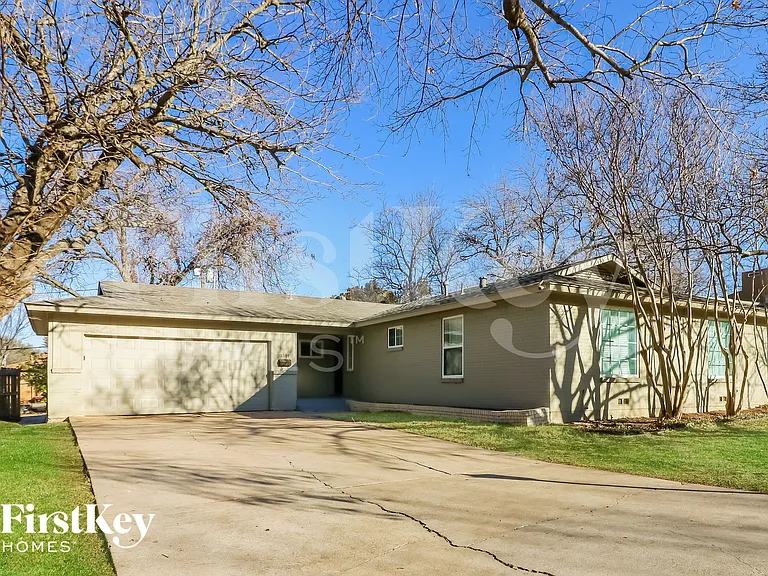 3500 Creston Ave — Photo 1