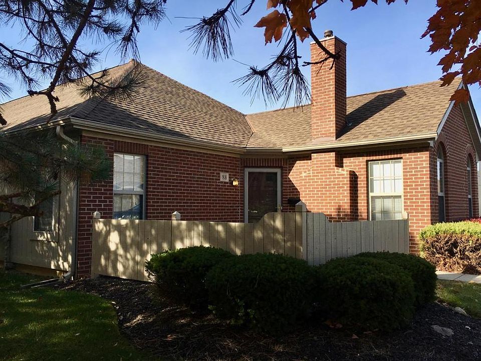 1st image of 88 Villa Creek Dr