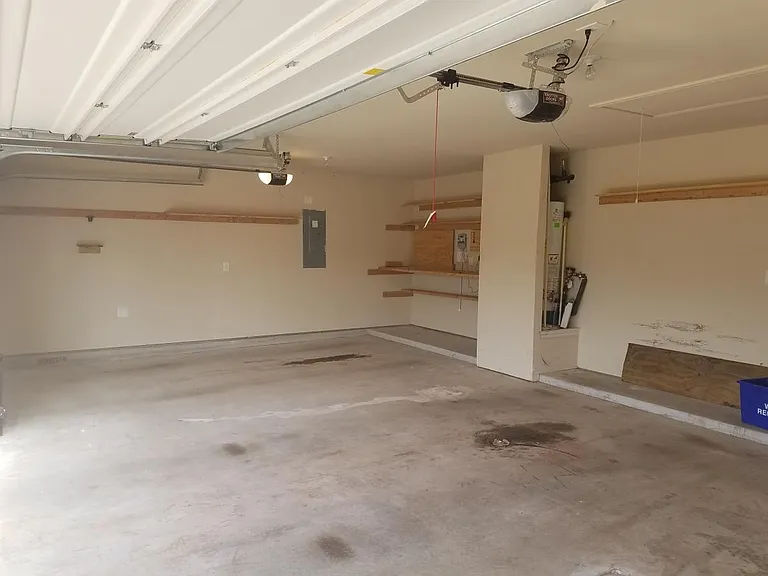 3 Car Garage