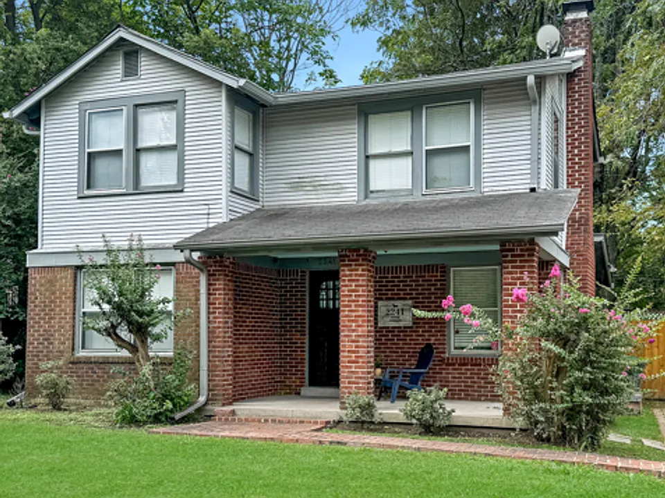 2241 York Ave