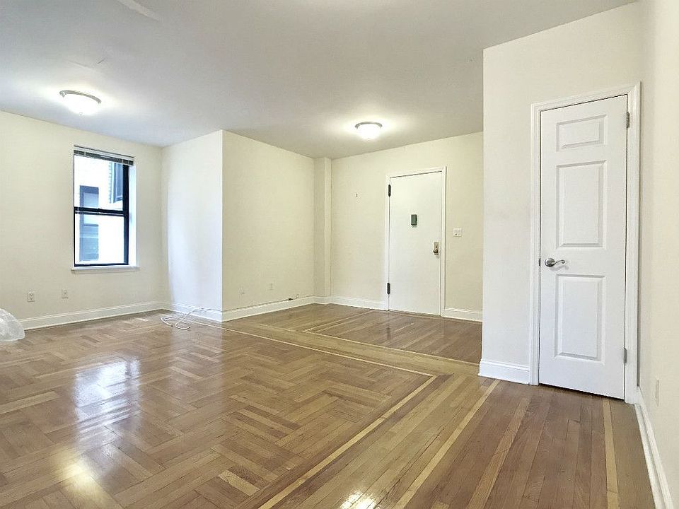 1st image of 105 Pinehurst Ave APT 54