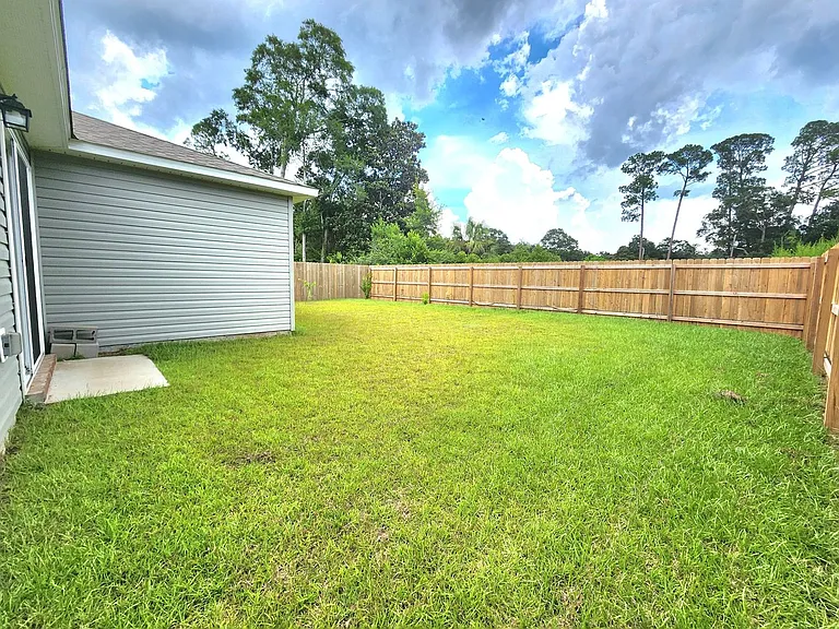 7840 Maxton Rd — Photo 16