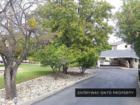 3rd image of 4055 Pamela Ln