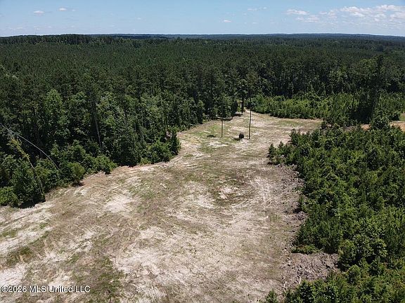 4th image of Stump Rd