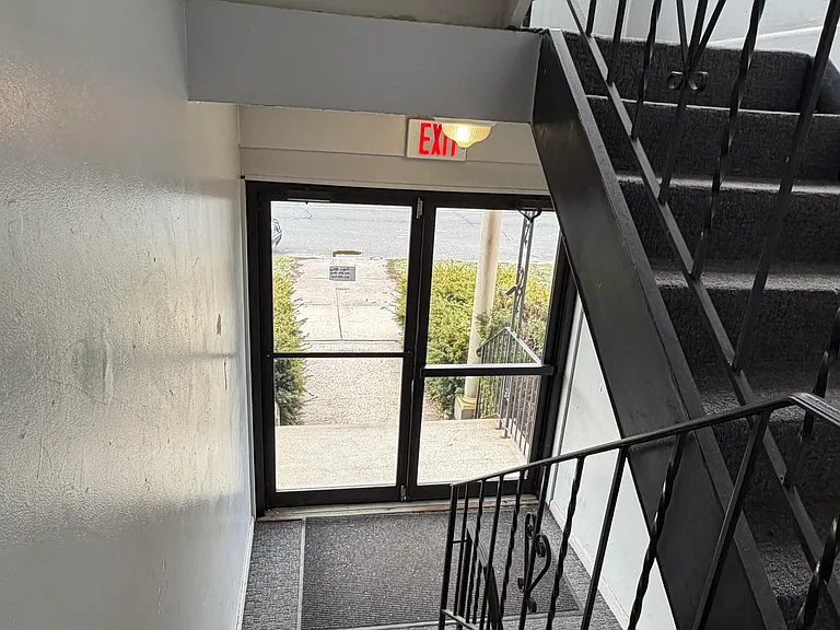 179 Elm St #12 — Photo 2