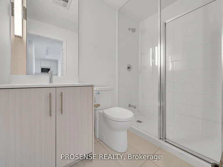215 Veterans Dr #907 — Photo 8
