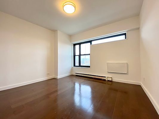 4th image of 410 Saint Nicholas Ave #19