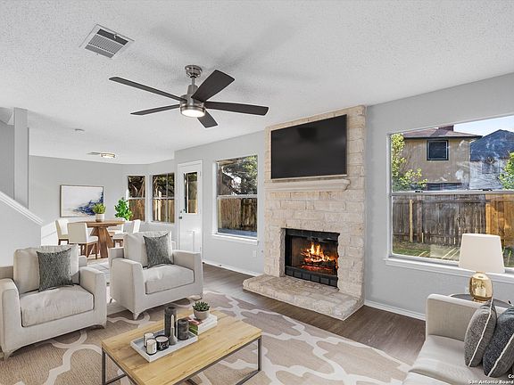 3rd image of 13328 Black Canyon Dr