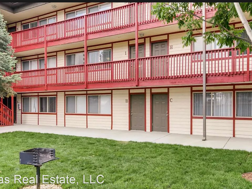 2nd image of 19 Cantril St #L