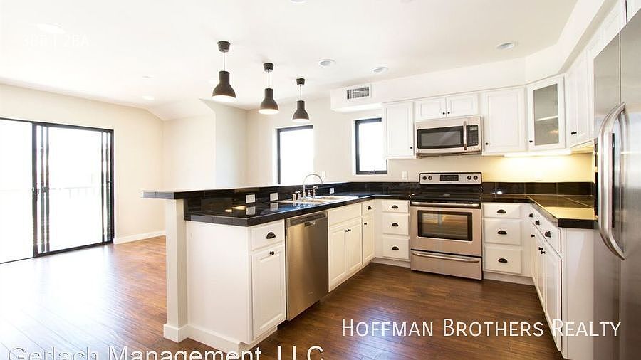 1st image of 1158 W 29th St