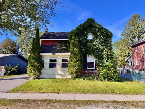 166 Burnham St, Belleville, ON K8N 3R9