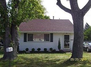 241 Elberta Rd, Vermilion, OH 44089
