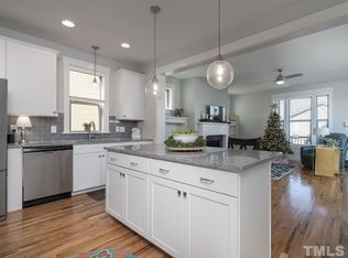 2088 Great Ridge Pkwy, Chapel Hill, NC 27516