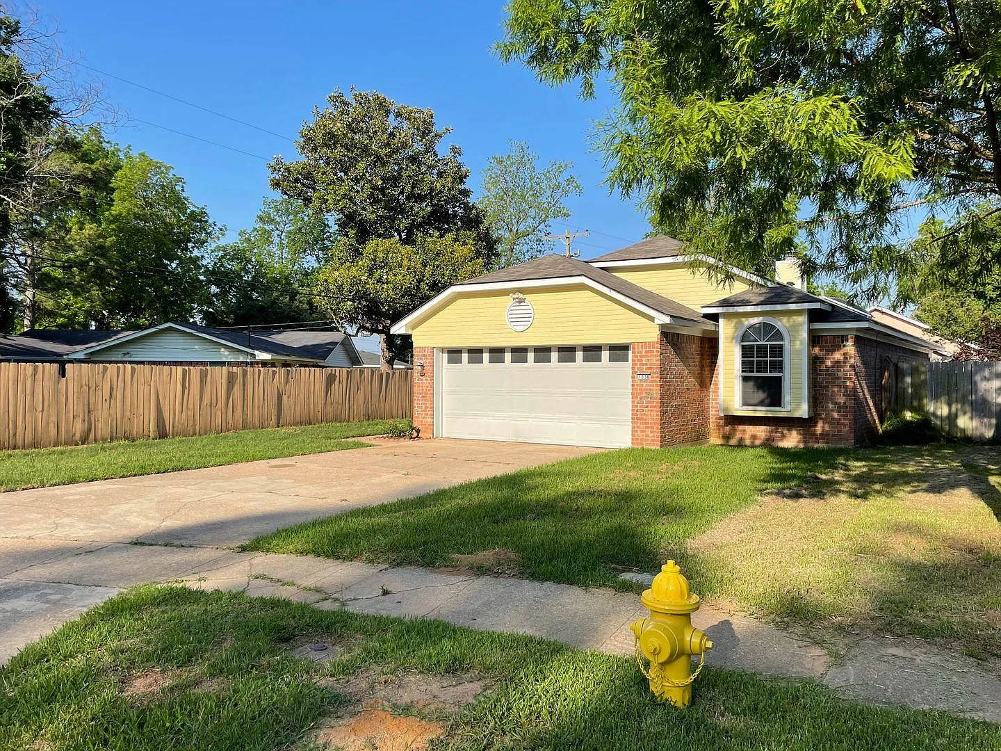 3 bed, 1120 sqft, $1,500 — Photo 2