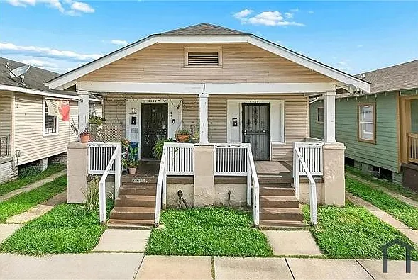 2 bed, $1,300 — Photo 1