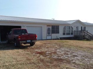 424 Apple Ln, Goodman, MO 64843