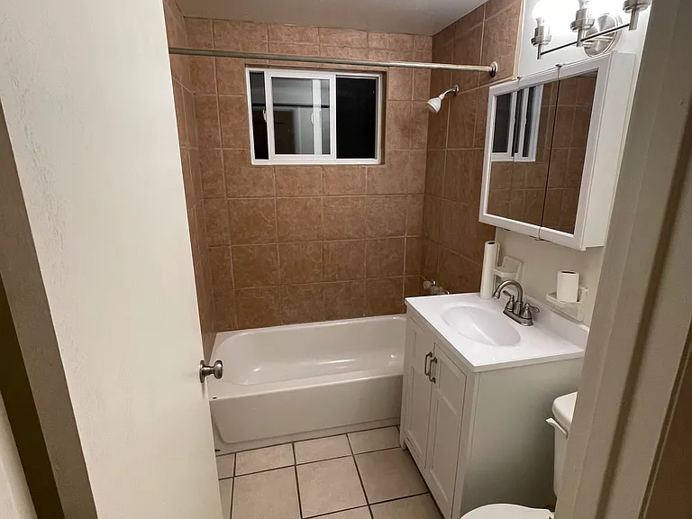 6519-6523 Conway Dr #6519.5 — Photo 9