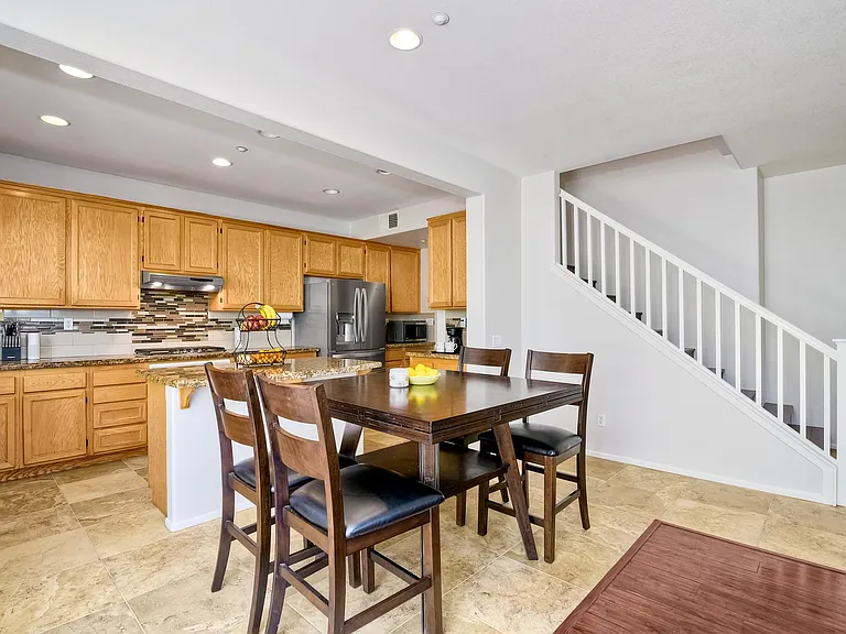 16471 Calloway Dr — Photo 12