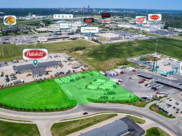 Mid America Dr, Council Bluffs, IA 51501