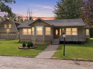 55 Huntley Ln, Midland, MI 48640
