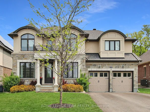 321 Trestle St, Ottawa, ON K4M 0G1