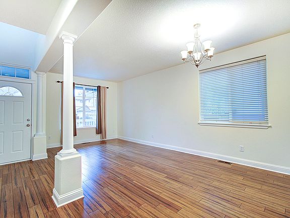 5th image of 17901 NE 36th Way
