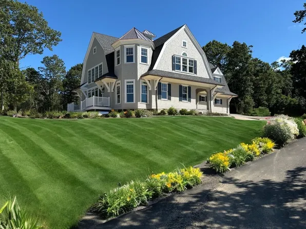 9 Rockhill Rd, Sandwich, MA 02563