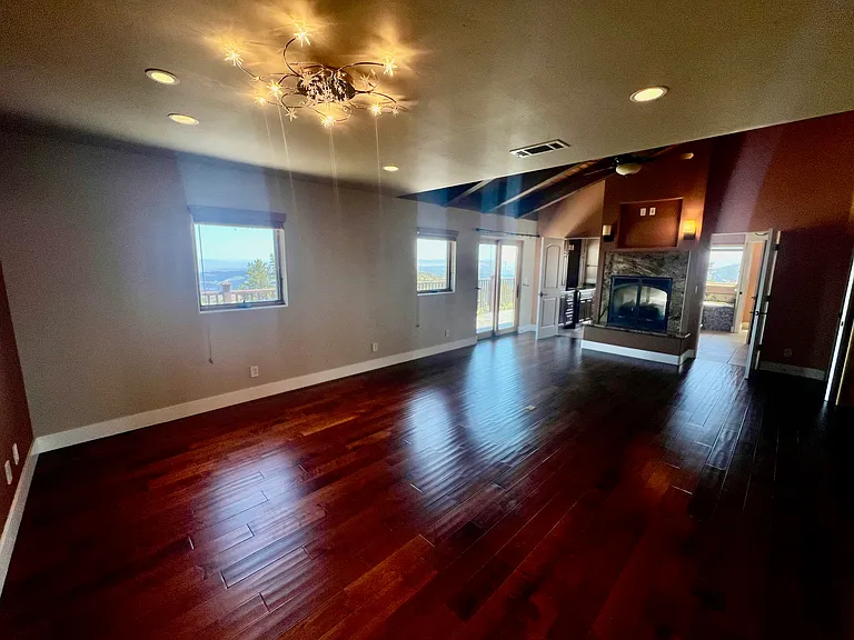 300 Corona Rd — Photo 54