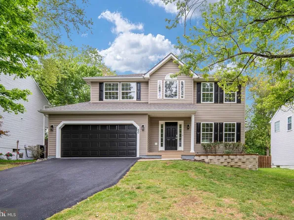 60 Saint Roberts Dr, Stafford, VA 22556