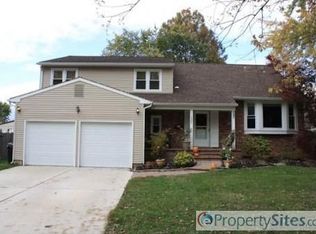 155 Canterbury Rd, Mount Laurel, NJ 08054