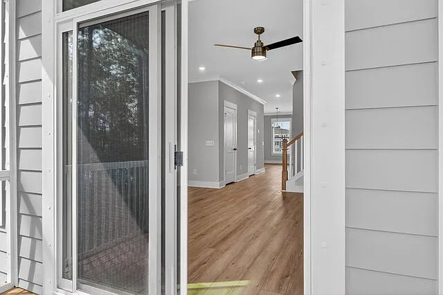 425 Parkside Cmns — Photo 24