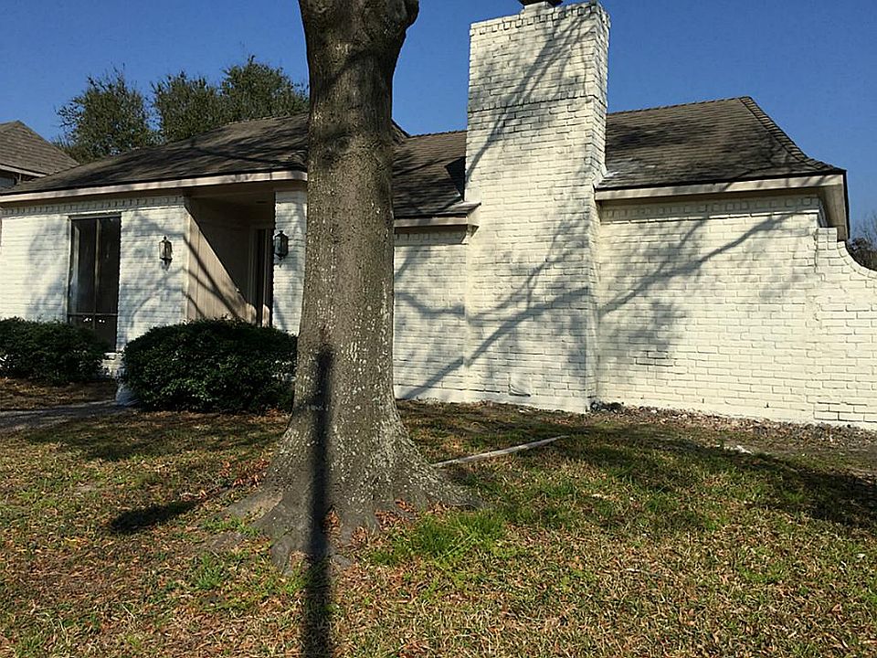 1st image of 15110 Via Verde Dr