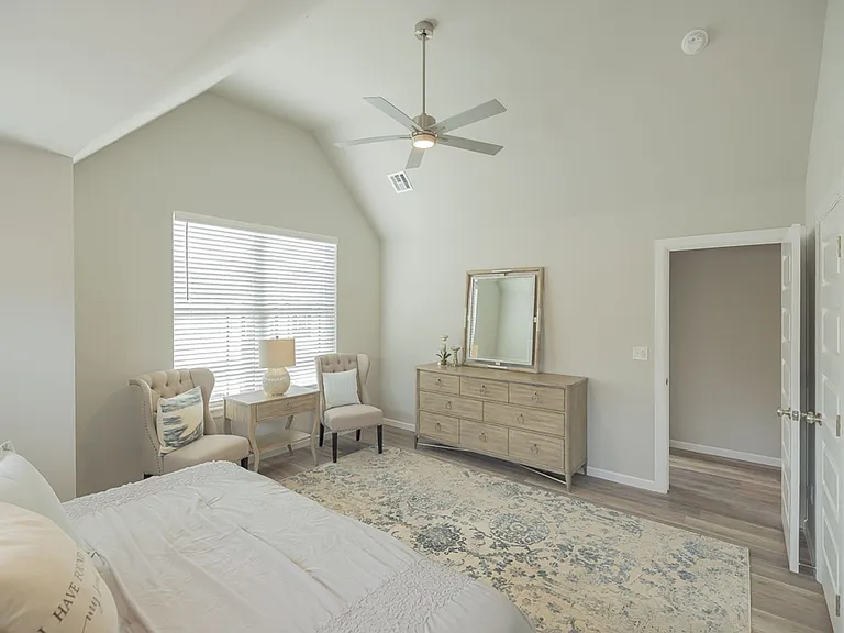 Oak Hill Townhomes: Now Offering First Month FREE! — Photo 32