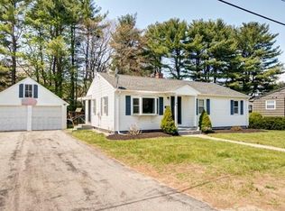 3 McKinstry Dr, Oxford, MA 01540