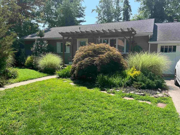 308 Steven Dr, Linwood, NJ 08221