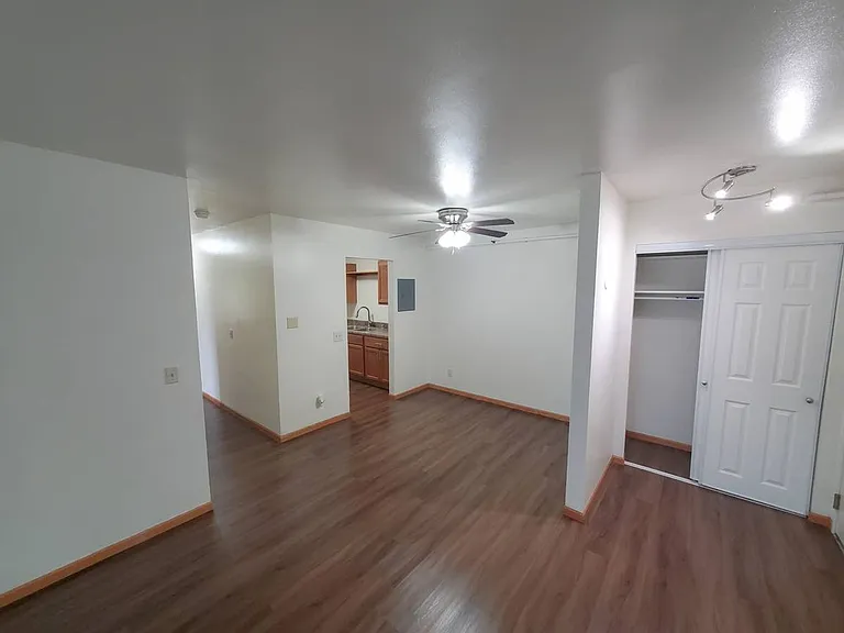 Belmar Apartments — Photo 39