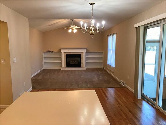 4th image of 5809 Innsbruck Rd